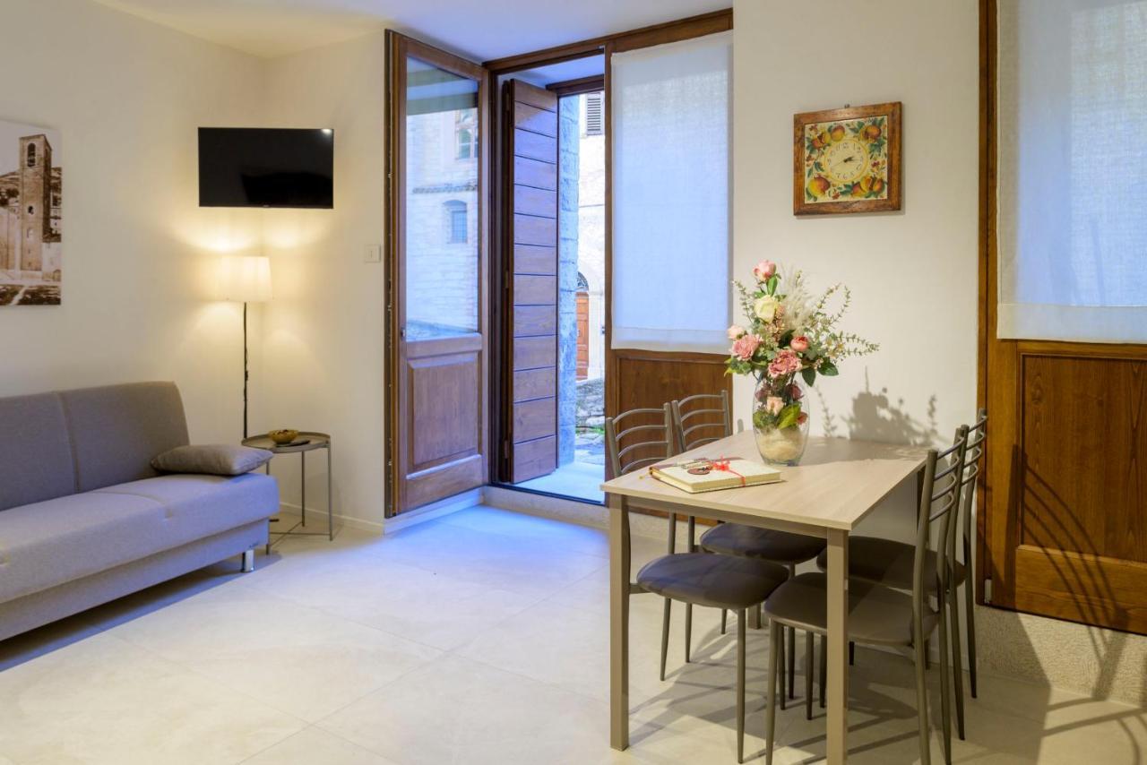 גוביו Casa Falcucci מראה חיצוני תמונה